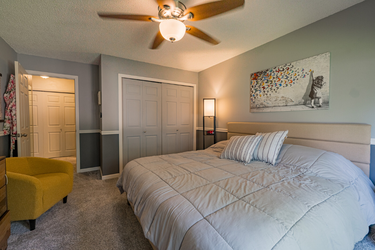 Updated Beautiful Large Condo - Photo 12