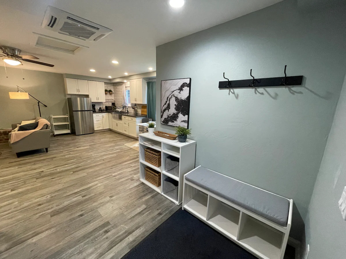 Guest house close to UC Davis Med Center - Photo 3