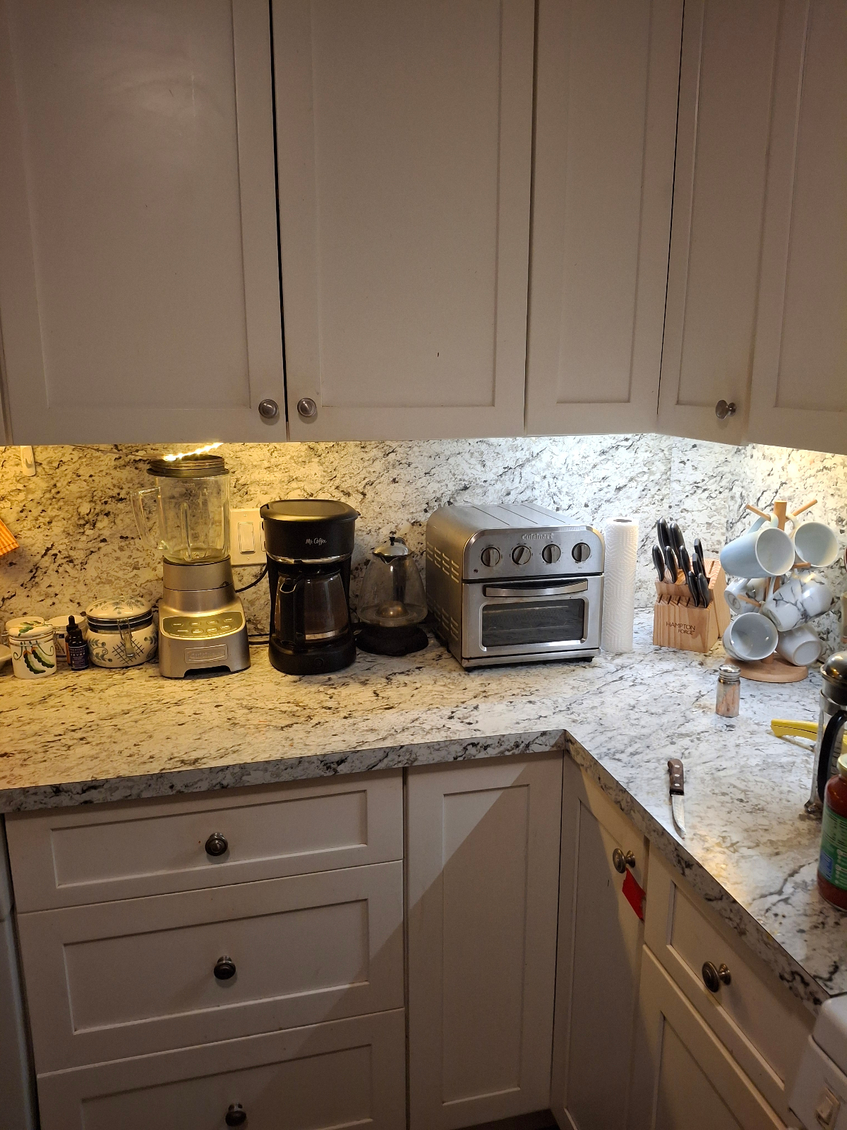 Clean Furnished Room On Staten Island Near the Ferry - Photo 4