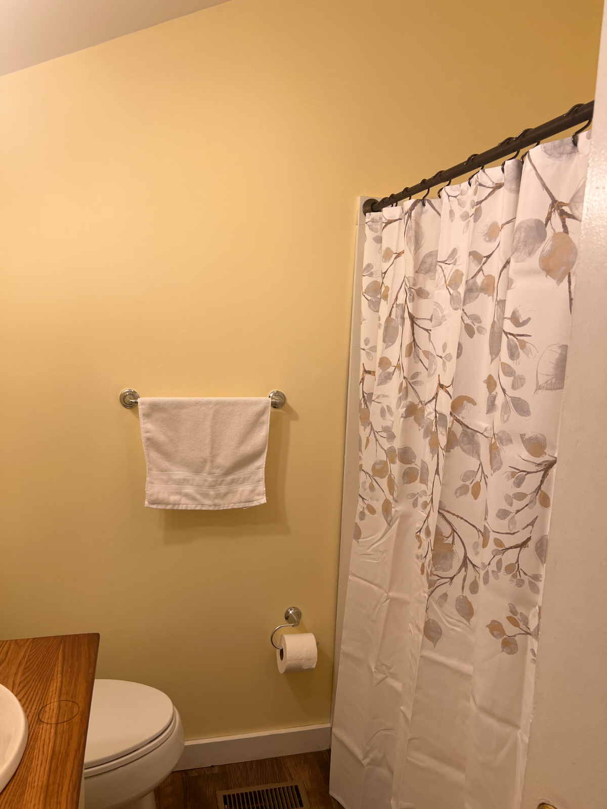 Ludlow Village 1 BR apartment September 1 occupancy - Photo 7