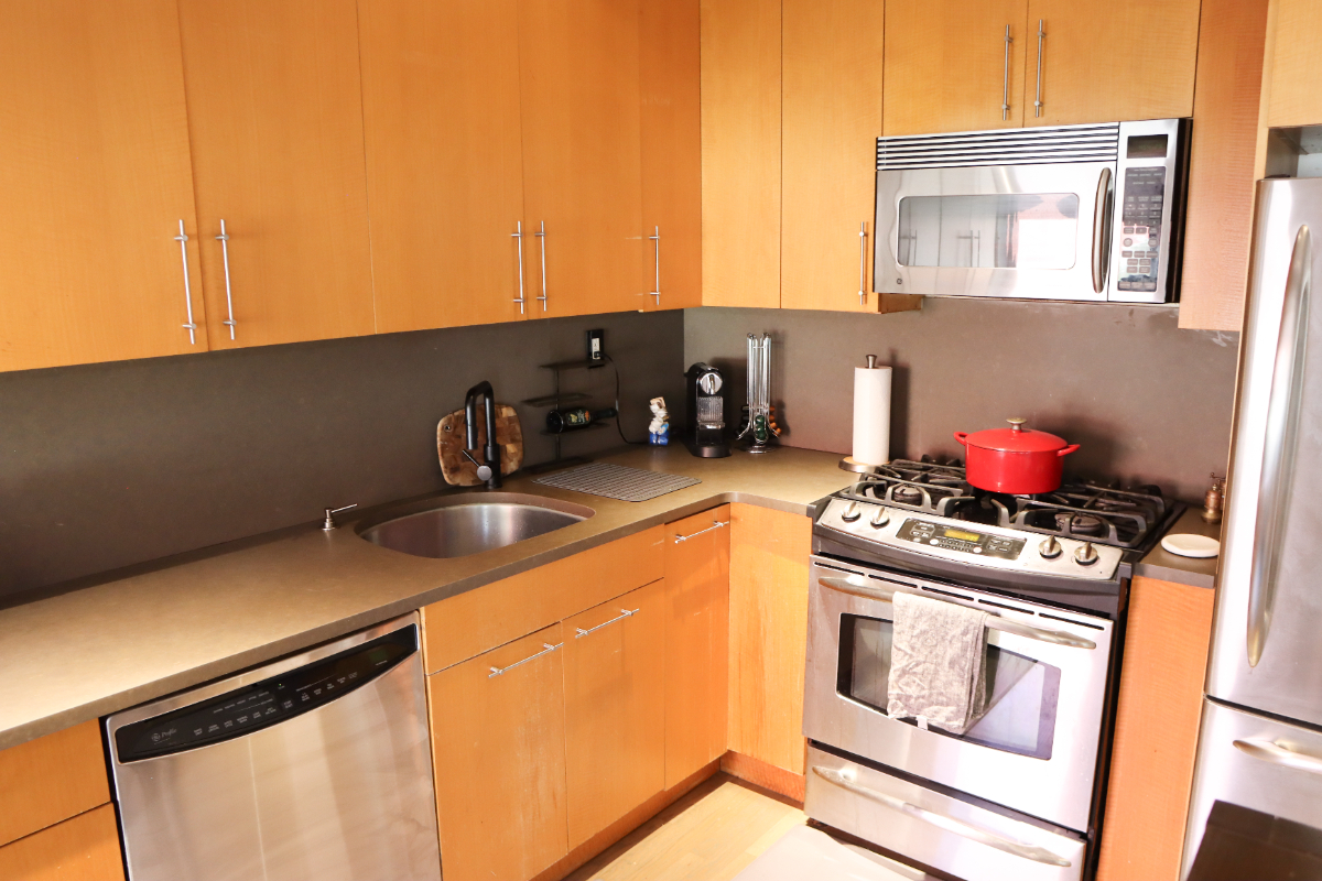 Beautiful Brooklyn 1BR/1BA Condo - Urban Elegance in Prime Locale - Photo 7
