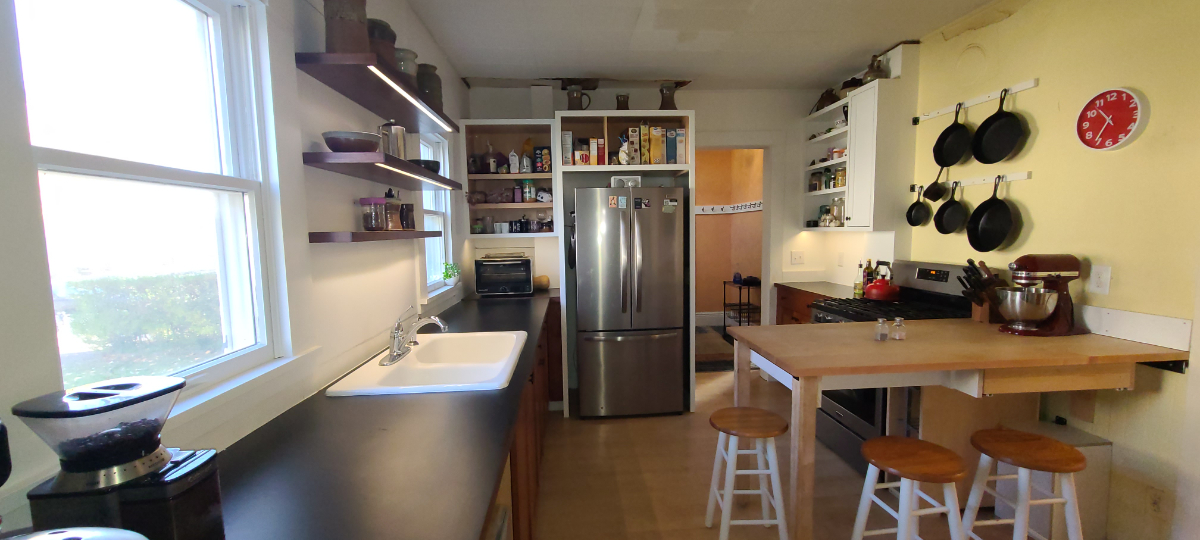 Charming 2 bedroom South Wedge home - Photo 8