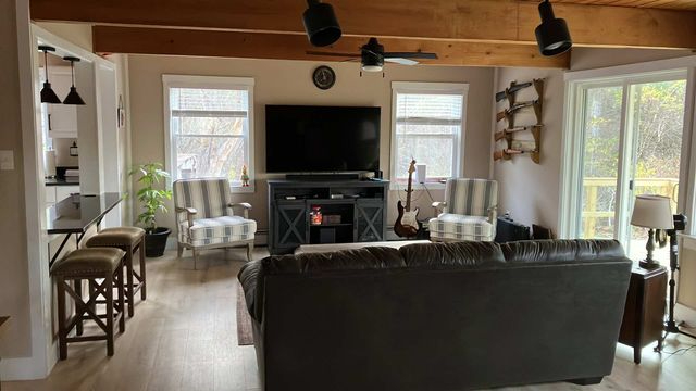 Farmhouse on 10 Acres - Photo 5
