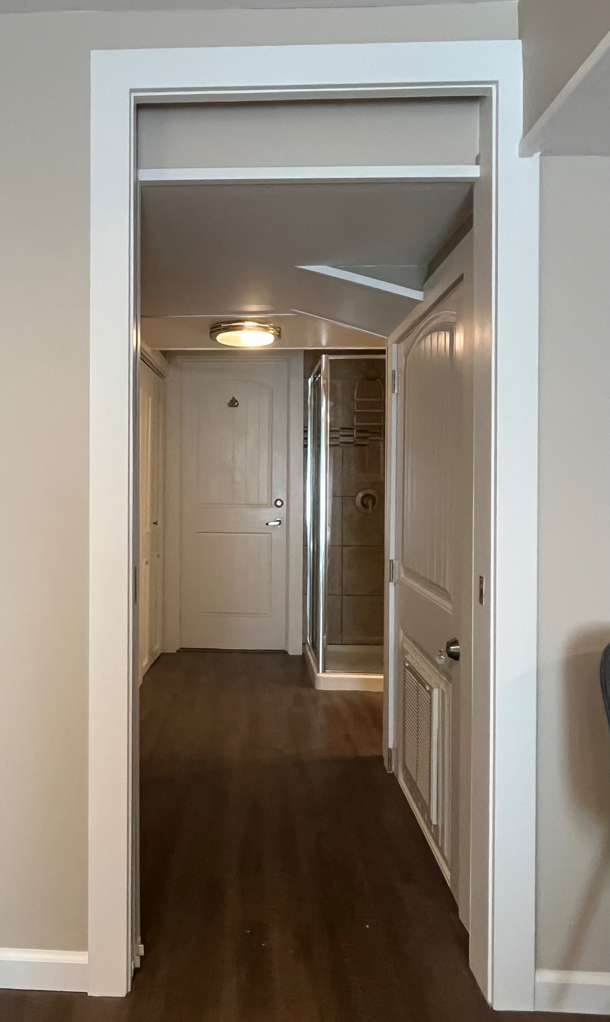 Modern apartment studio in historic Montford near downtown - Photo 7