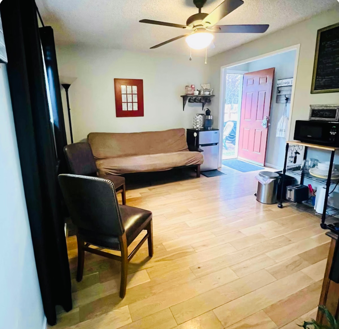 One bedroom suite with private fenced yard close to the hospital - Photo 1