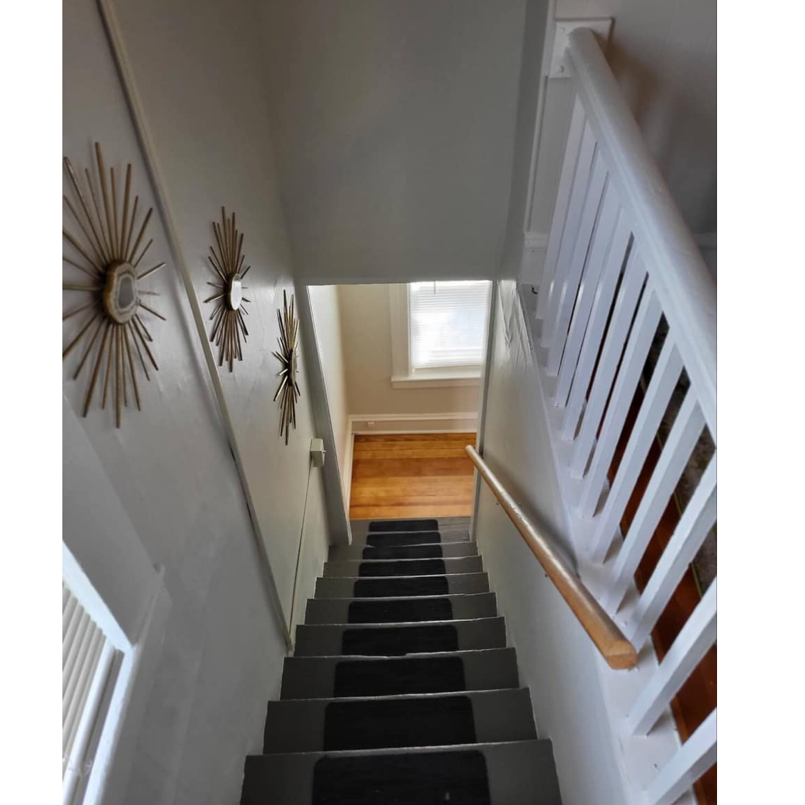 Room near UVM / Med Center - Photo 8