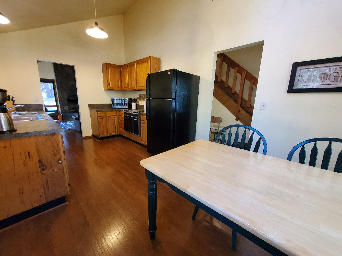2 Bedroom House Close to Sunriver Village & SHARC - Photo 6