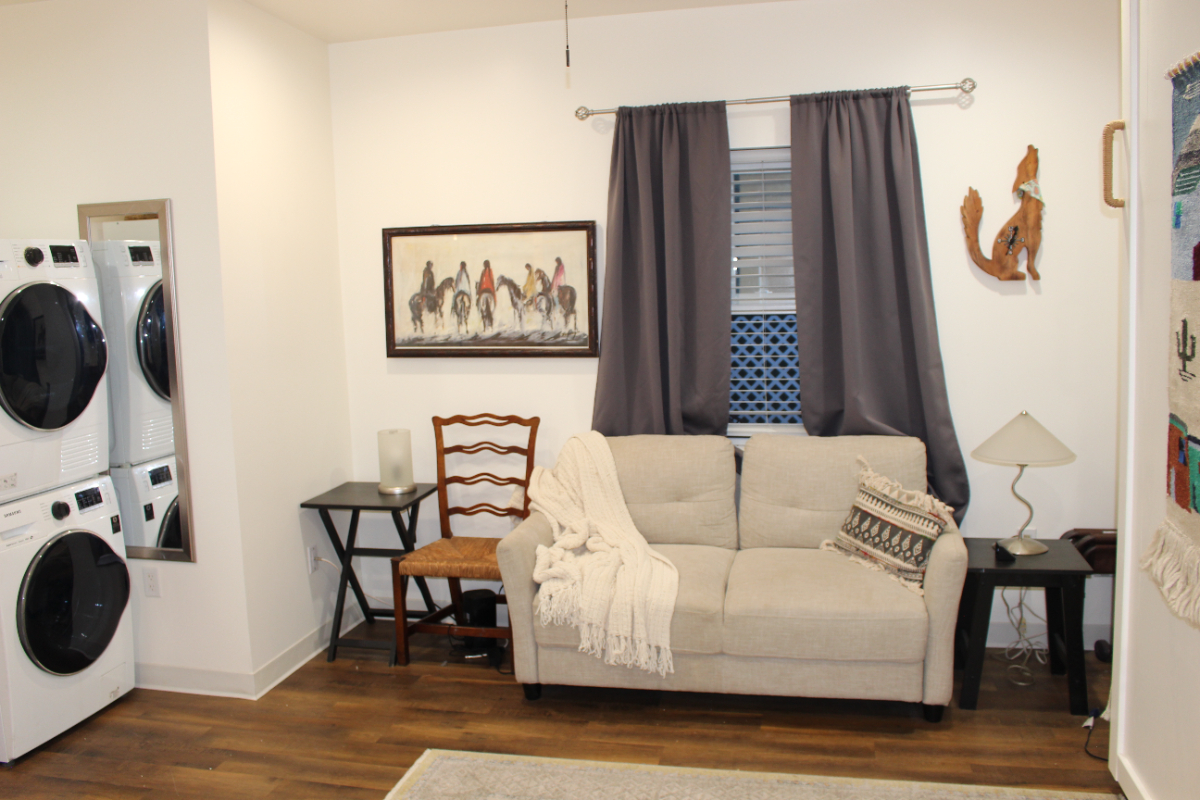 Glendale/Phx Hideaway 1bed 1bath w/ WD and parking