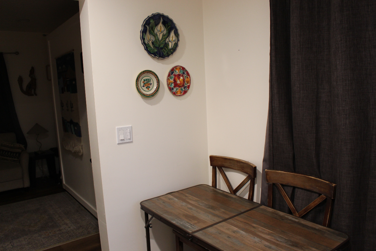 Glendale/Phx Hideaway 1bed 1bath w/ WD and parking - Photo 7