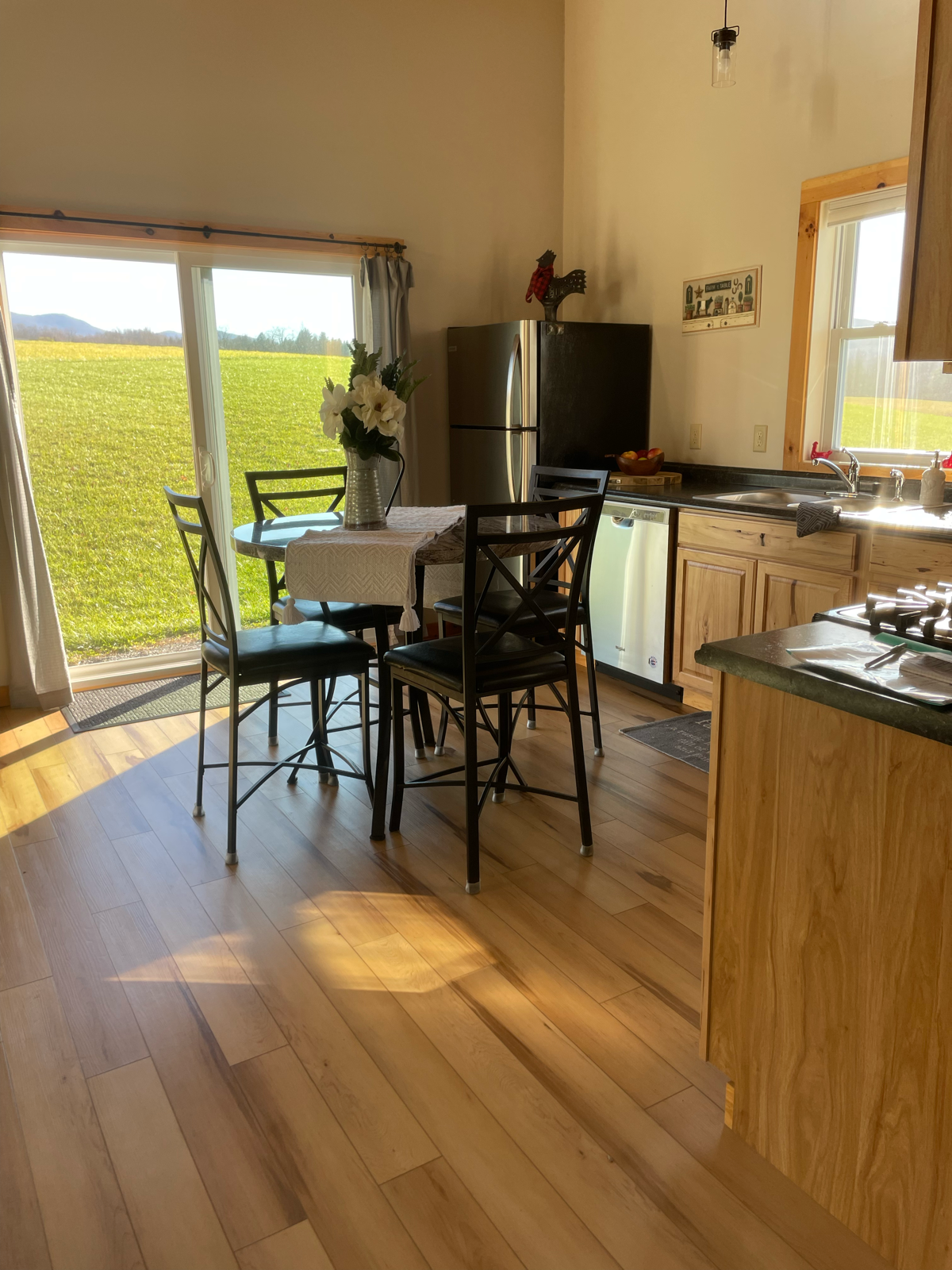 Cozy home in Cambridge, 1 bedroom plus large loft - Photo 6