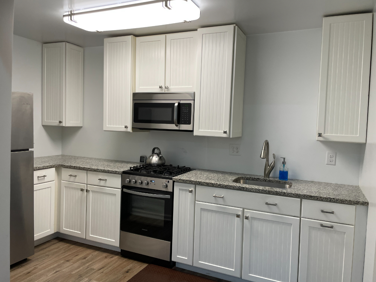 1 Bedroom Apartment in Webster - Photo 1