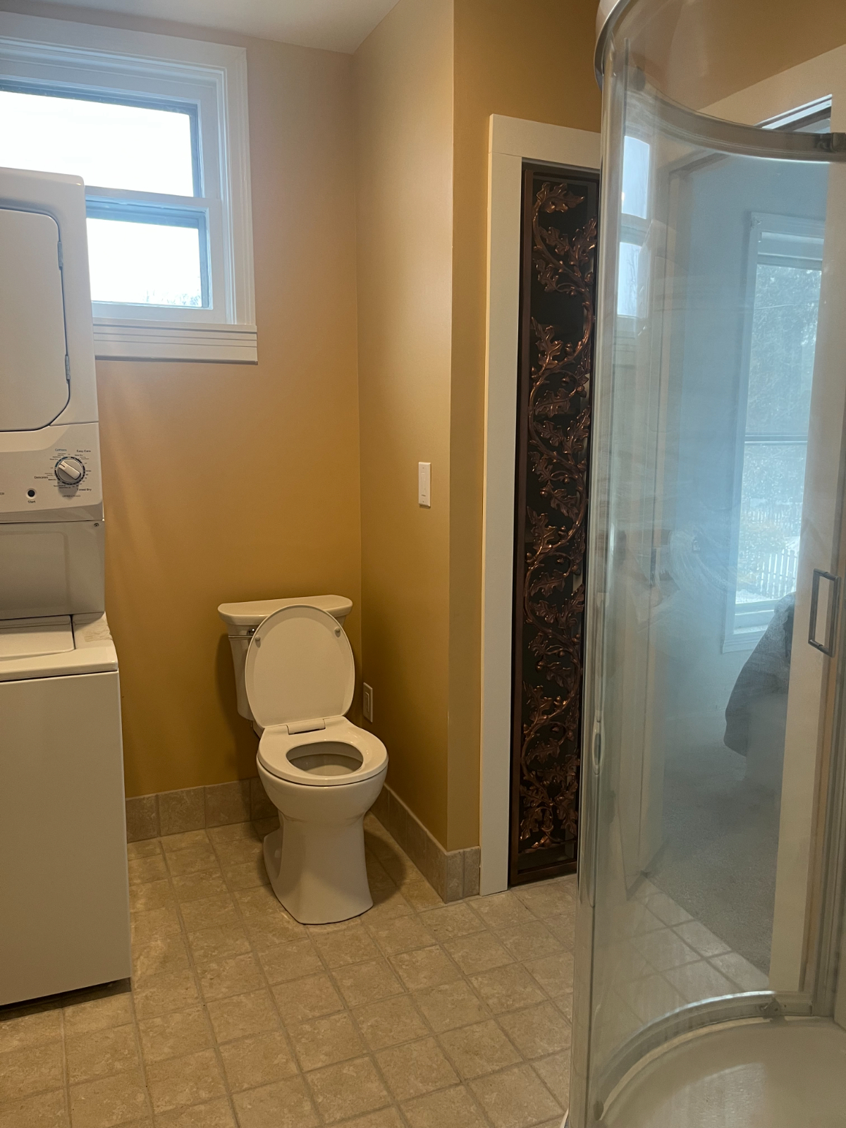 Newly Renovated Luxury Apartment - Elegant Retreat in Cortland, NY, with Modern Amenities and Charmi - Photo 5