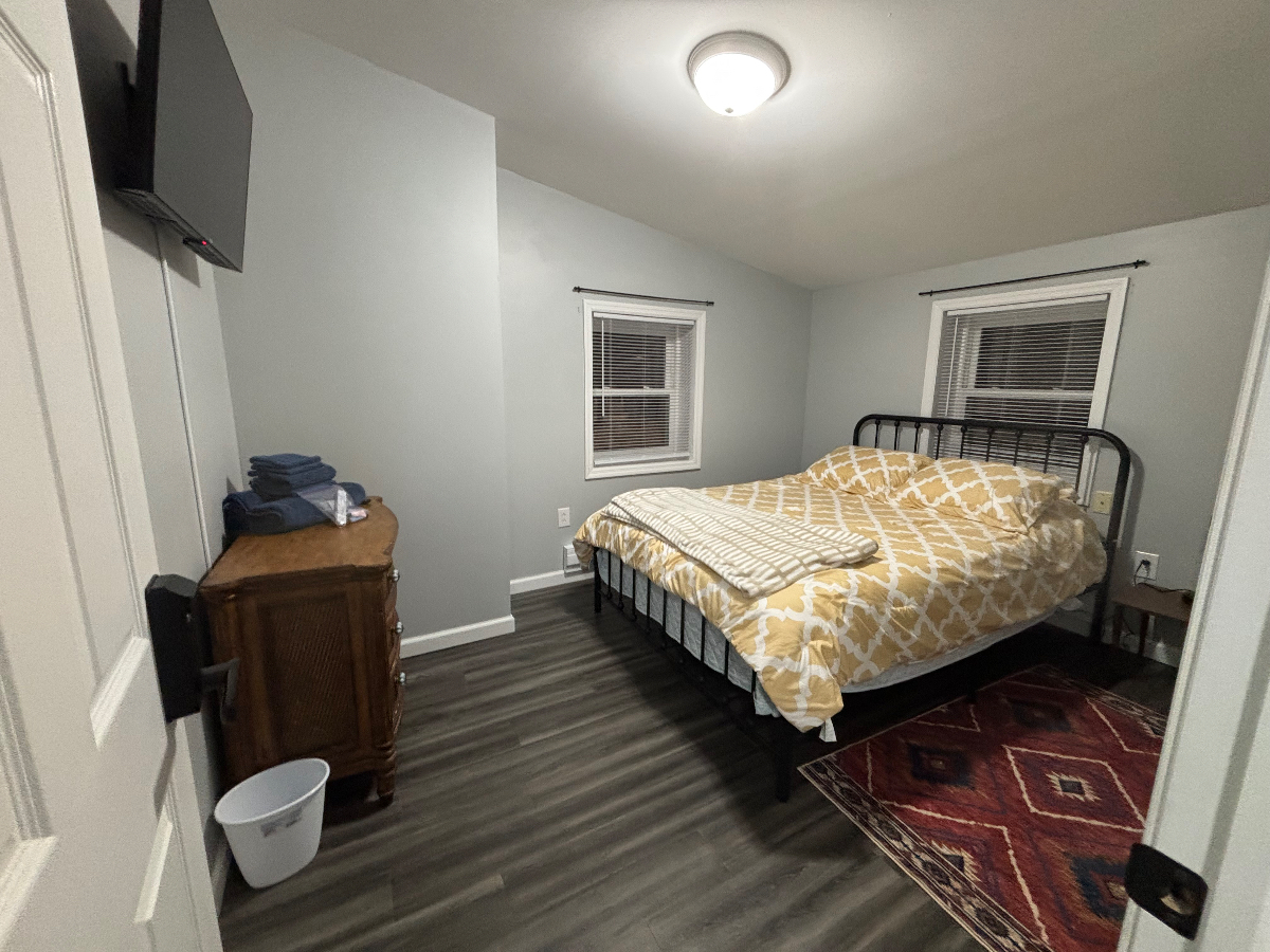 Walking distance to Hospital, Plattsburgh State College, Downtown - Photo 12