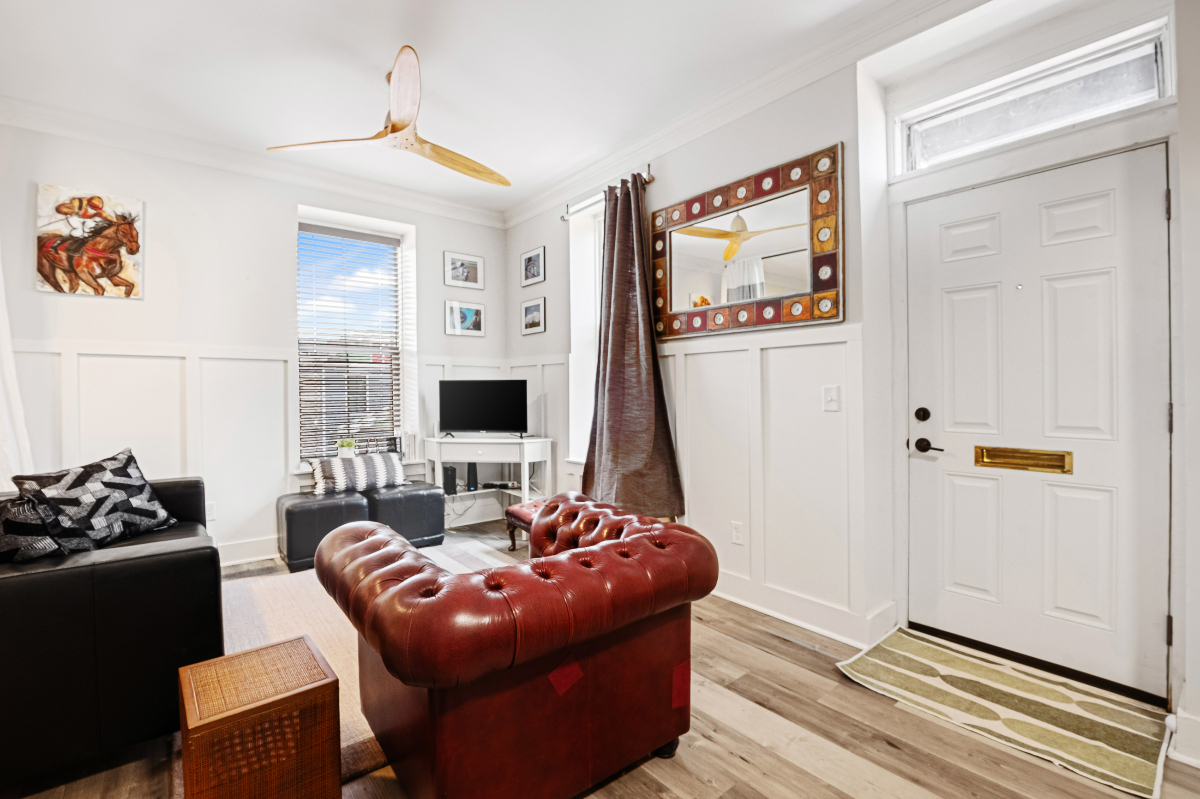 Four Bedroom Urban Flat - Photo 3