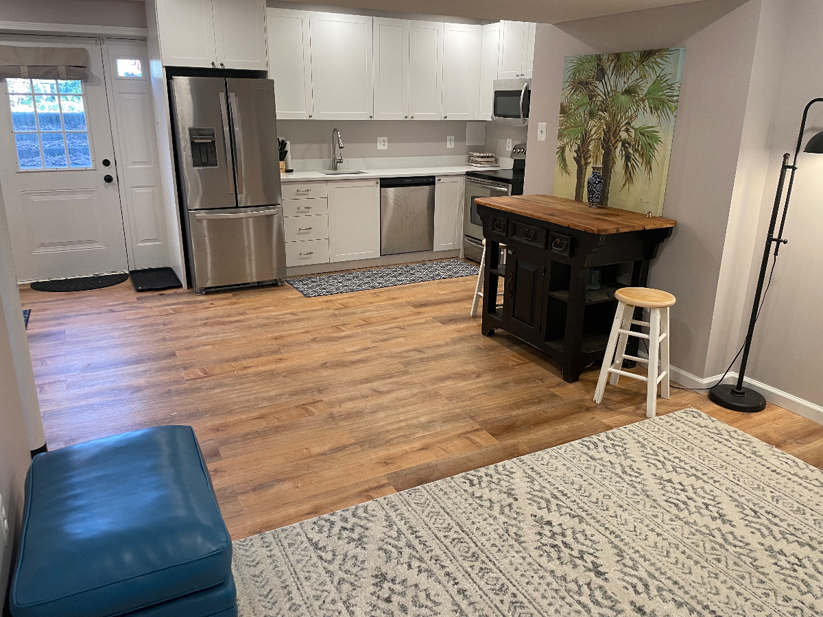 1 bed 1 bath 860 sq ft fully furnished and equipped  apartment - Photo 7