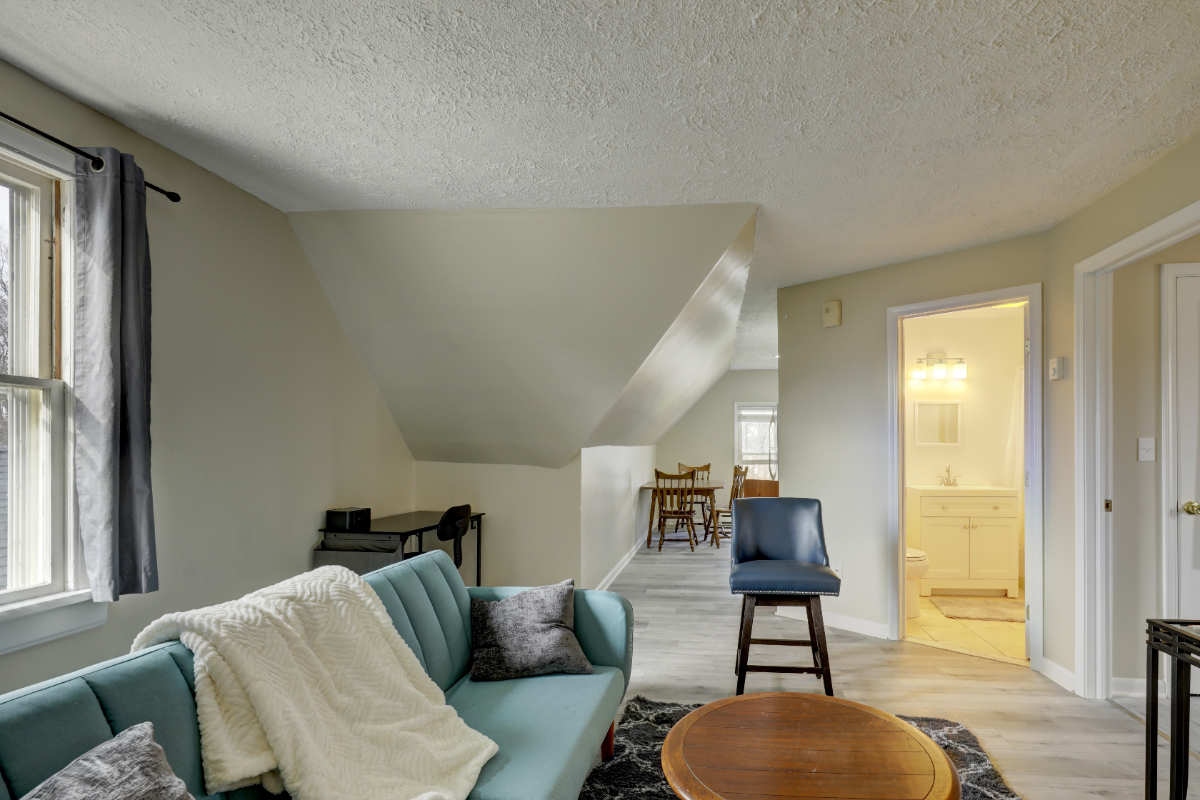 Comfortable 3 bedroom apartment located in center city, Rochester, NY - Photo 5