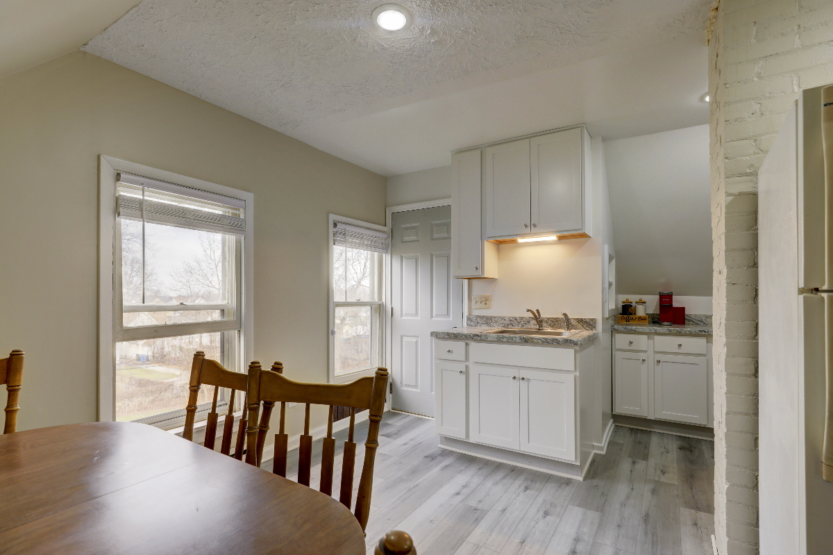 Comfortable 3 bedroom apartment located in center city, Rochester, NY - Photo 10