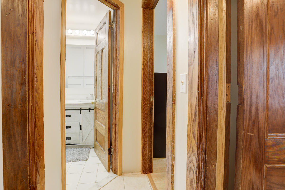 Comfortable 3 bedroom apartment located in center city, Rochester, NY - Photo 12