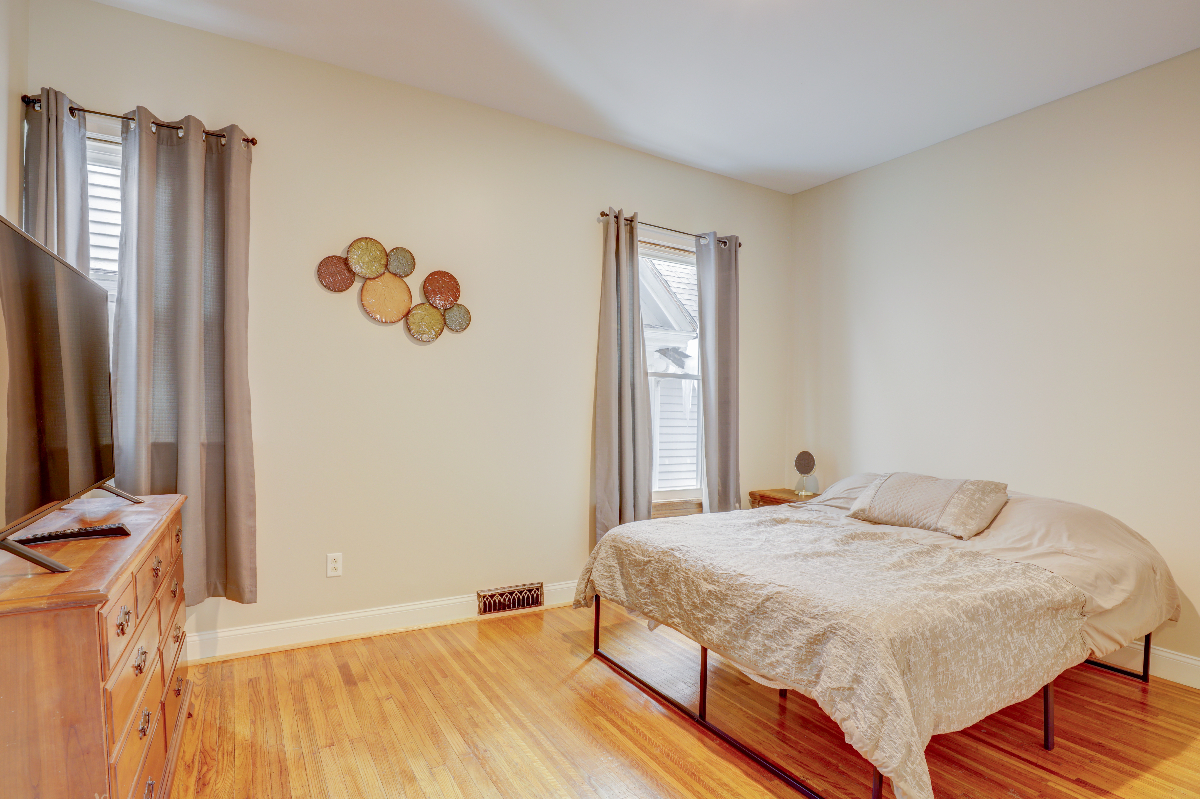 Comfortable 3 bedroom apartment located in center city, Rochester, NY - Photo 9