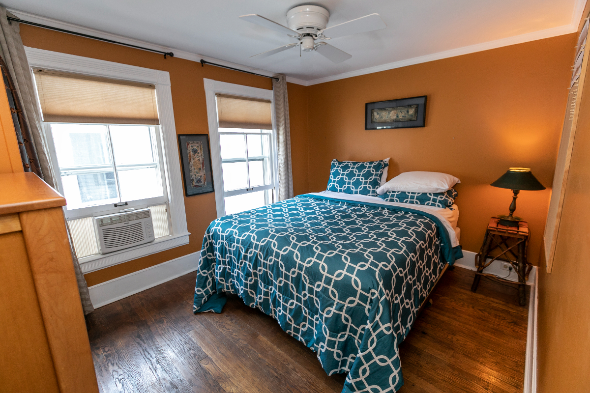 Cayuga House - Photo 5