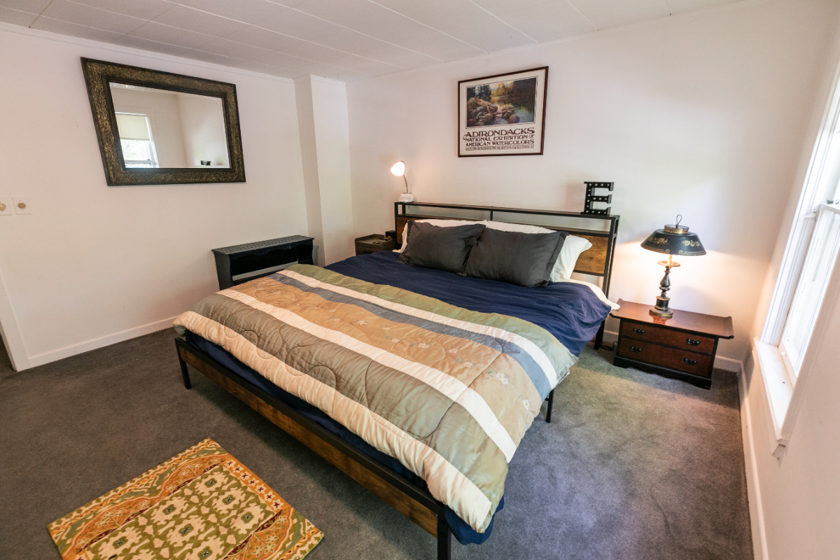 Cayuga House - Photo 10