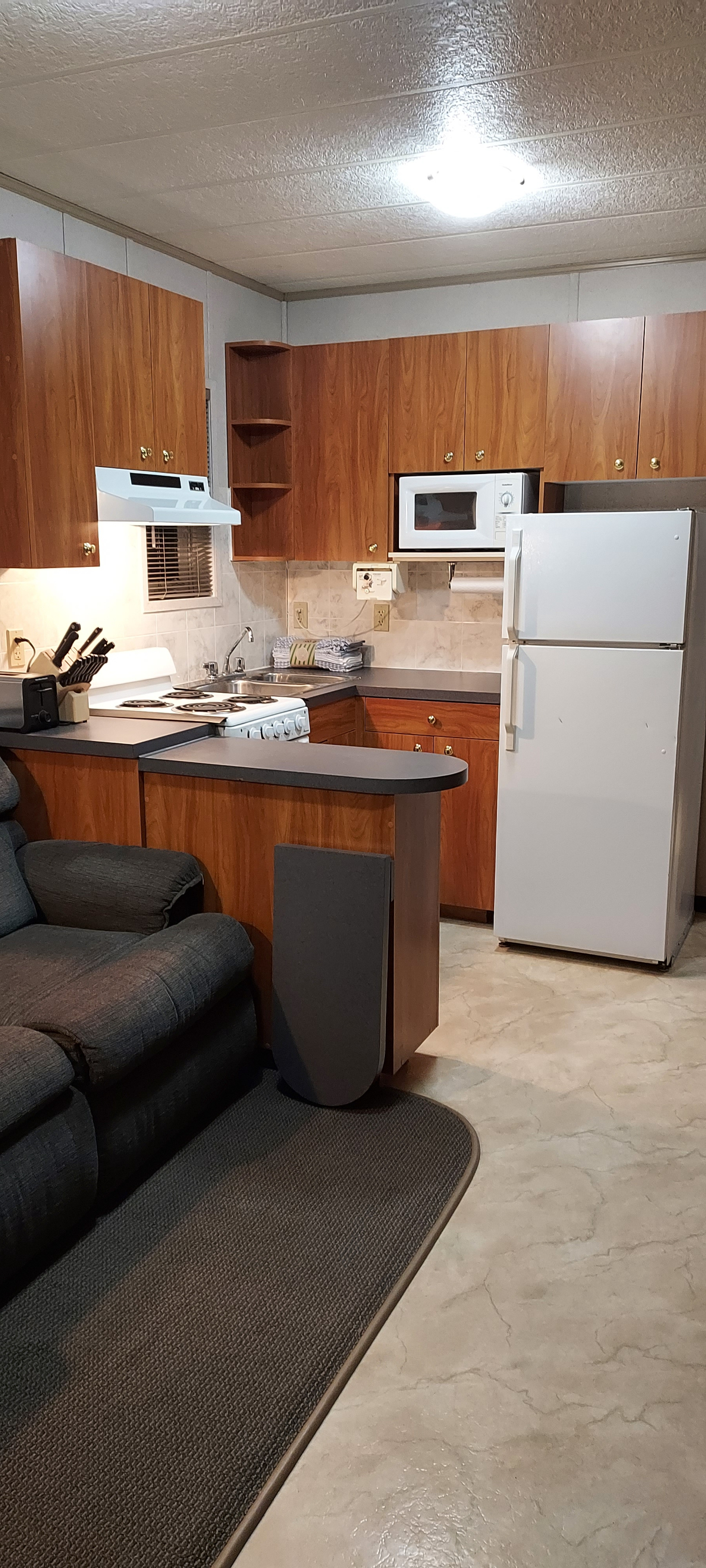 Newly Built 1BR Apartment with Outdoor Charm &... - Photo 1