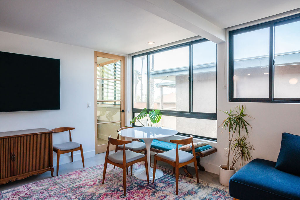 Modern Beach Sanctuary in North Pacific Beach - Photo 5