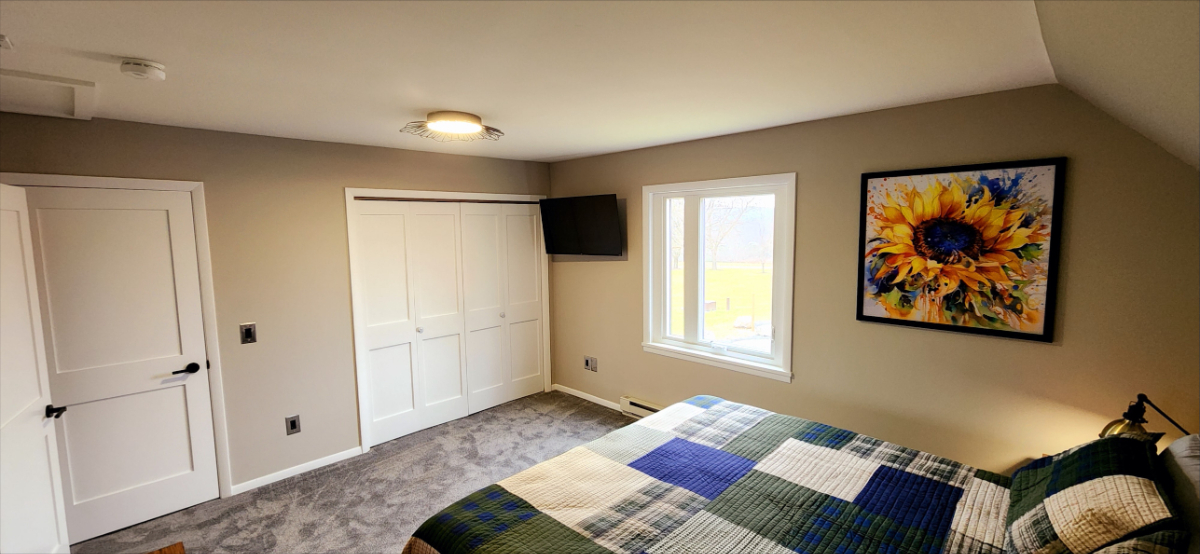 Suss View Suites - Scenic Waterbury 2BR Apartment Retreat - Photo 7
