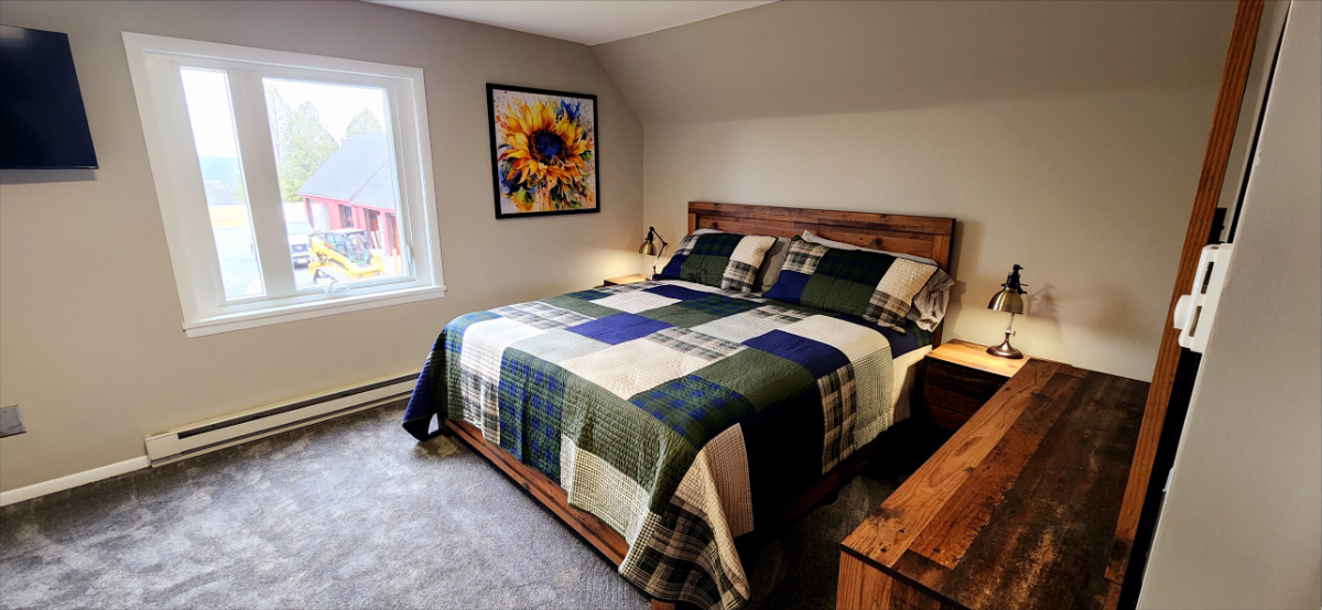 Suss View Suites - Scenic Waterbury 2BR Apartment Retreat - Photo 5