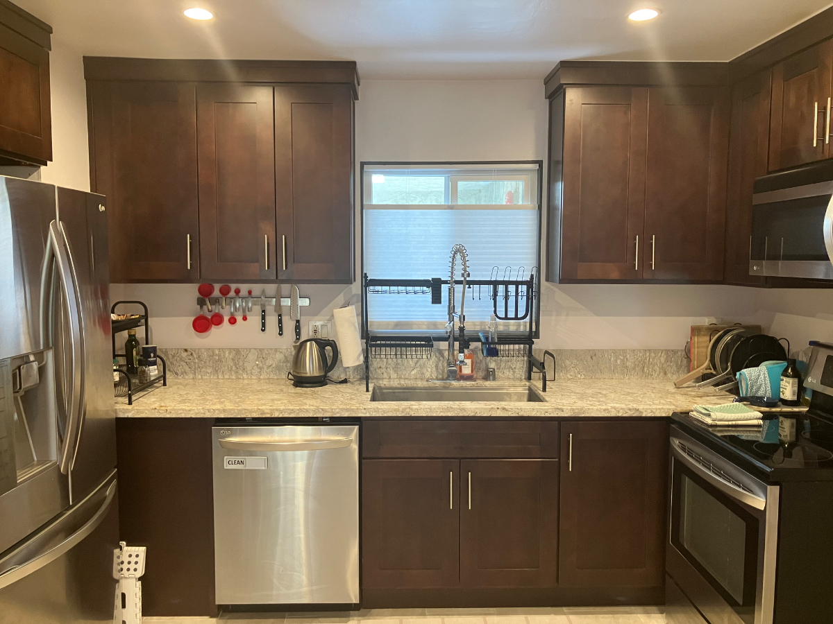 Convenient 2 Bd/2Ba in Silver Lake - Photo 4