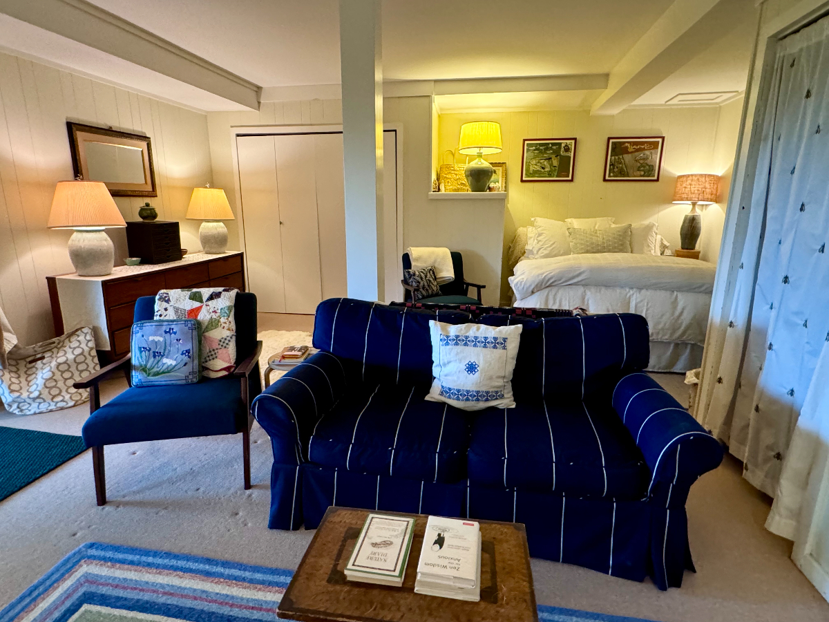 1 BDR Apt with Mountain View & great WIFI near Middlebury Vermont - Photo 2