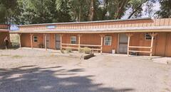 Rocky Top Lodge Room 7