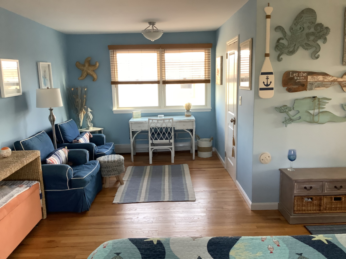One beautiful bedroom apartment by the beach - Photo 3