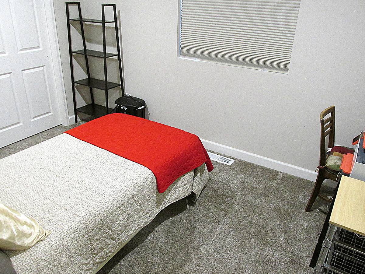 NICE 2022 FURNISHED ONE LEVEL - Photo 12