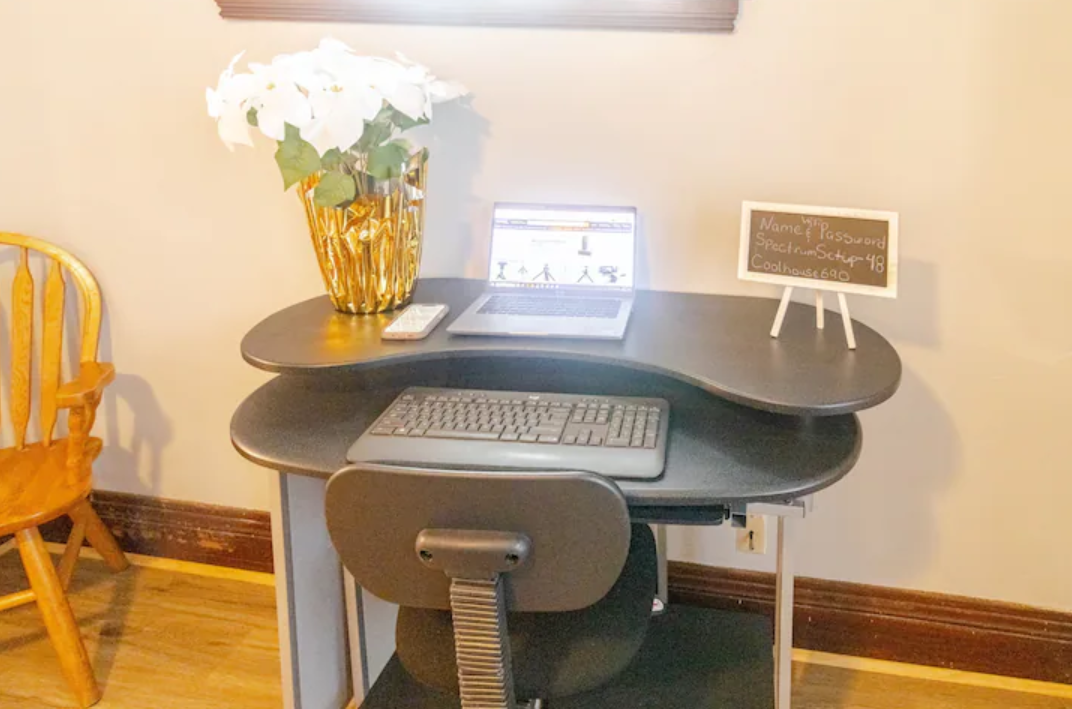 ROC | 3BR Near Hospitals | Fast WiFi | Parking - Photo 7