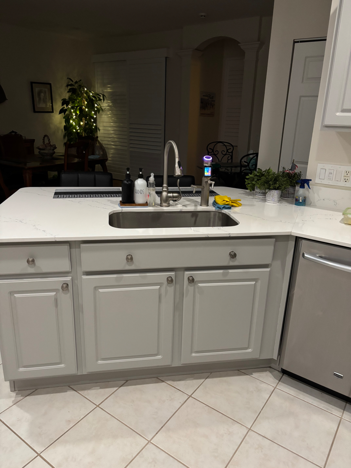 Clean Comfortable Living - Photo 4