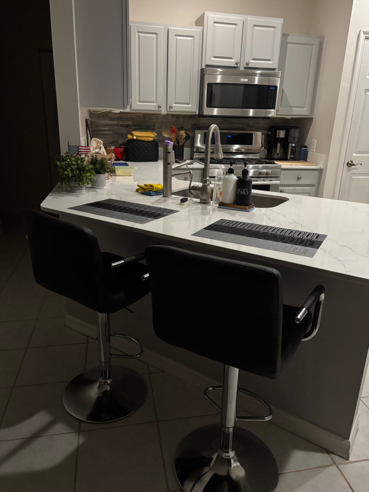Clean Comfortable Living - Photo 5