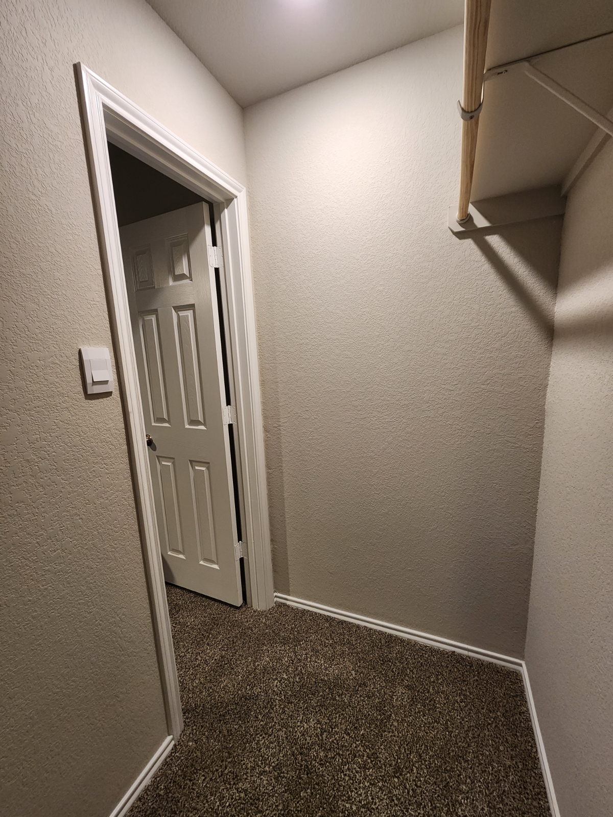 Bedroom 1 - Photo 11