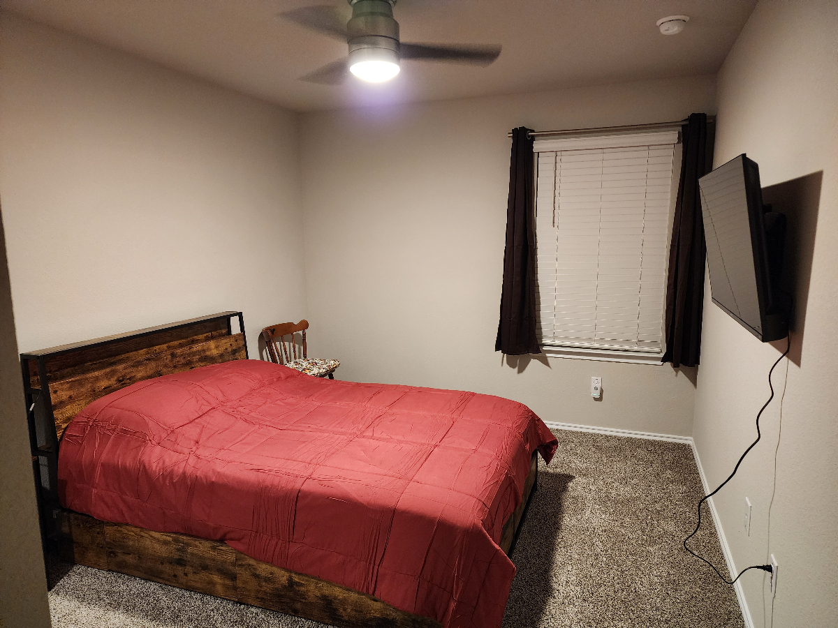 Bedroom 1 - Photo 9