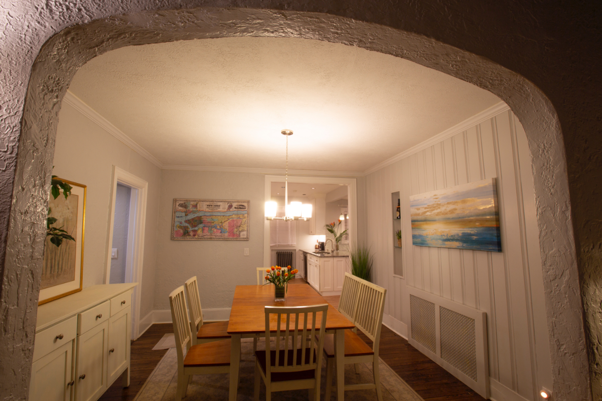 Lovely Larchmont Tudor 30 min from Manhattan - Photo 3