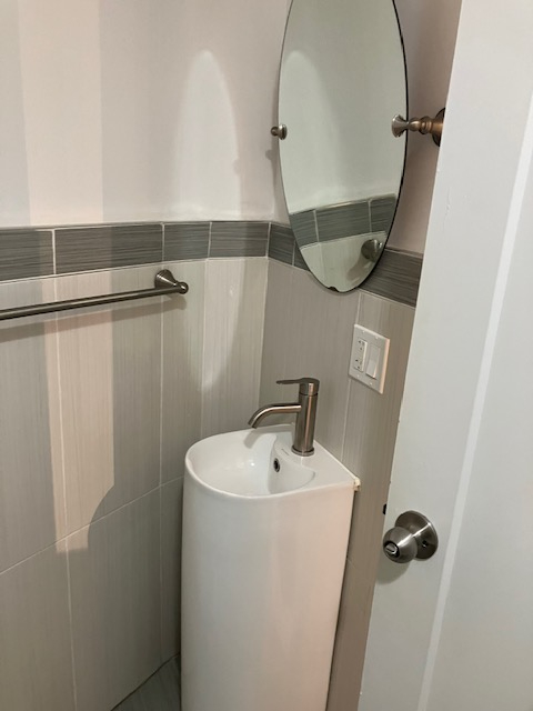 One Bedroom, NYC 45 min by Subway , Brooklyn, Brighton Beach - Photo 9