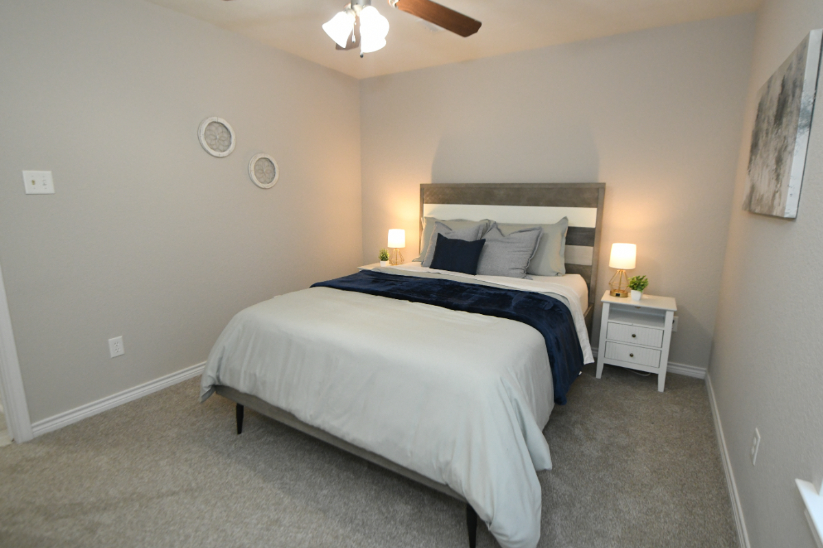 Luxury 5 bedrooms, 3 baths, 2 car garage home 2 miles from Baylor Scott and White medical center - Photo 12