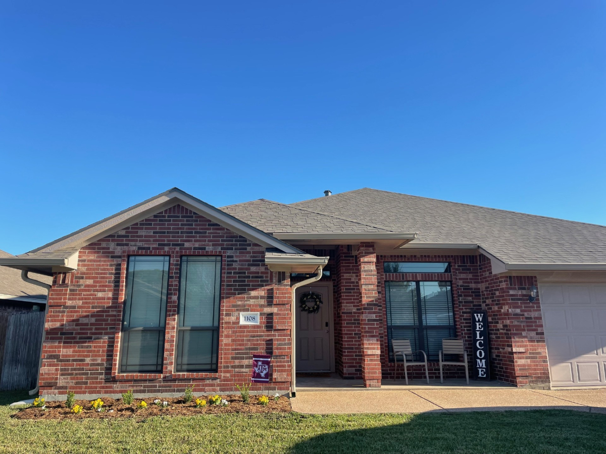 Luxury 5 bedrooms, 3 baths, 2 car garage home 2 miles from Baylor Scott and White medical center - Photo 3