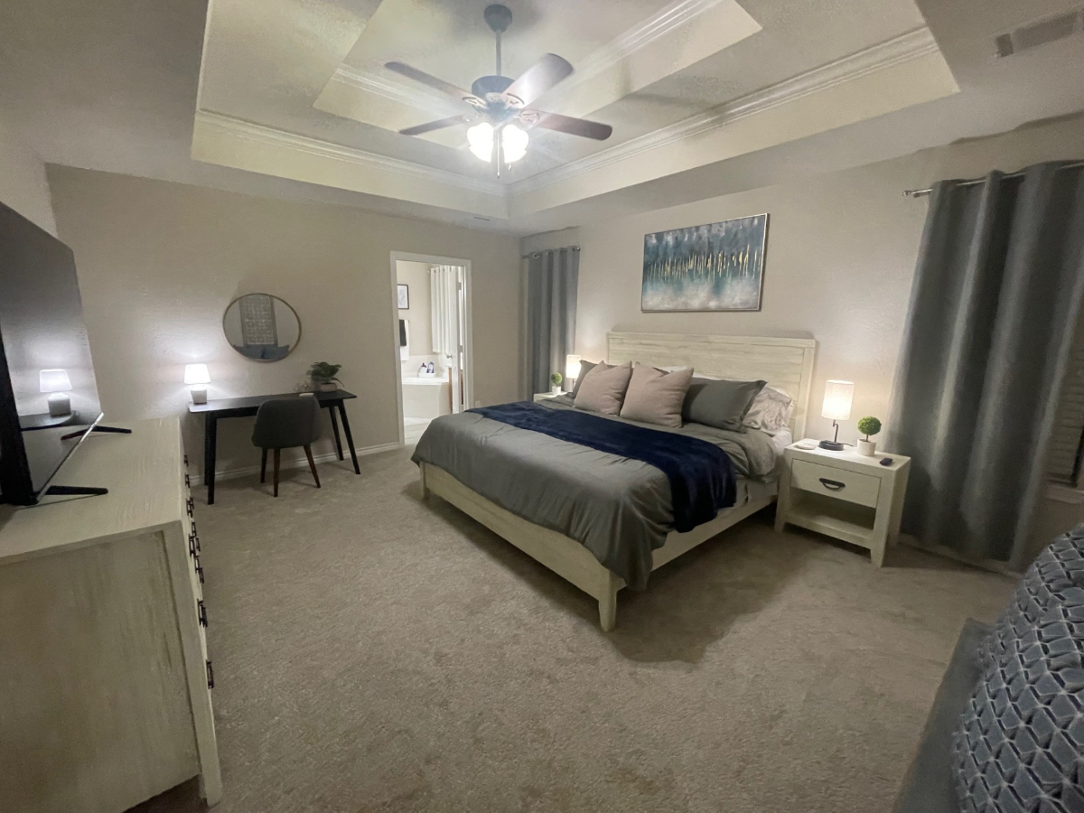 Luxury 5 bedrooms, 3 baths, 2 car garage home 2 miles from Baylor Scott and White medical center - Photo 8