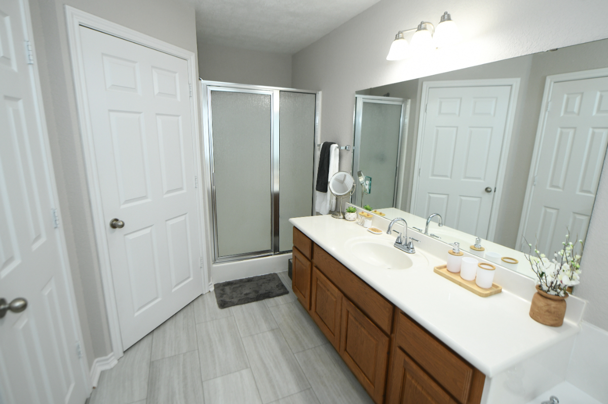Luxury 5 bedrooms, 3 baths, 2 car garage home 2 miles from Baylor Scott and White medical center - Photo 9