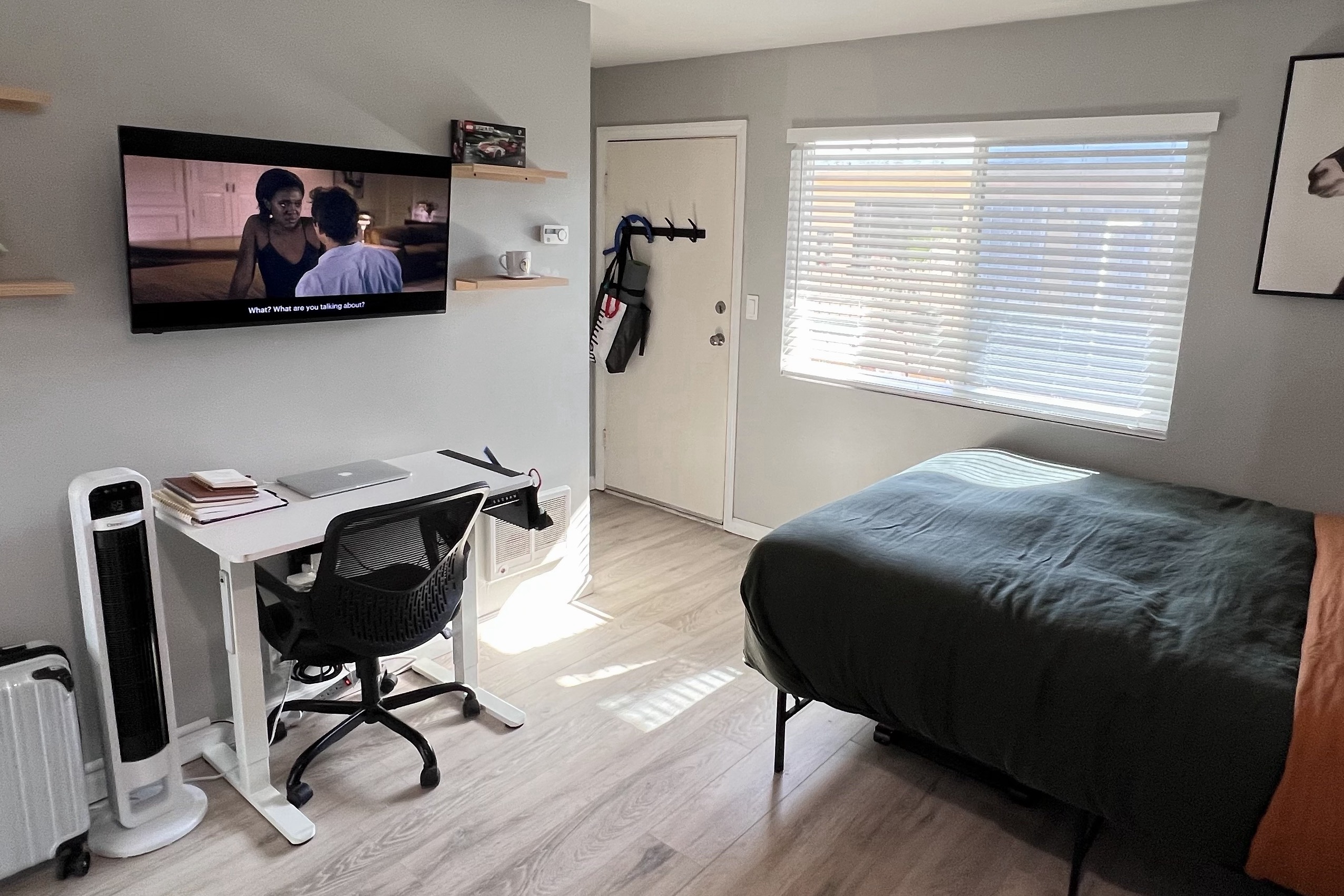 1BD 1BA W Private Bath and Exit (Move-in Special) - Photo 4