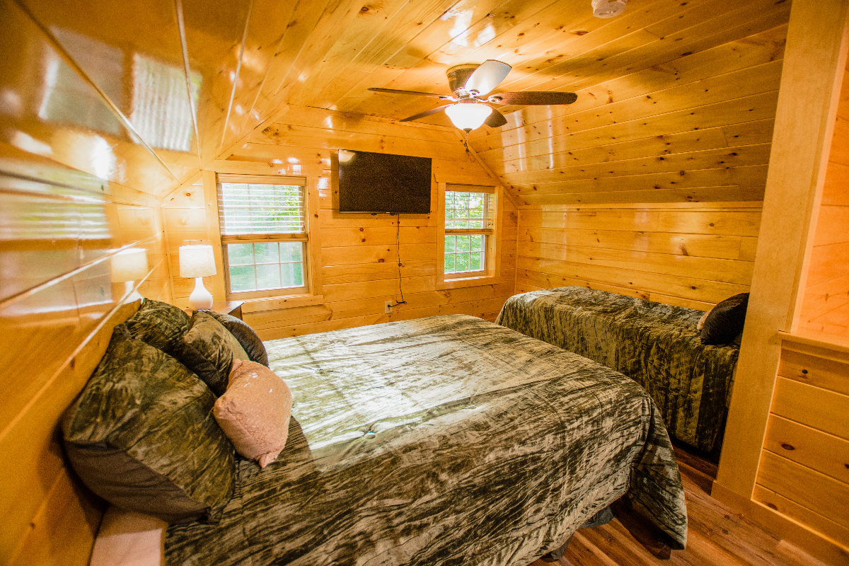 Adirondack Cabin on Hinckley Lake - Photo 11