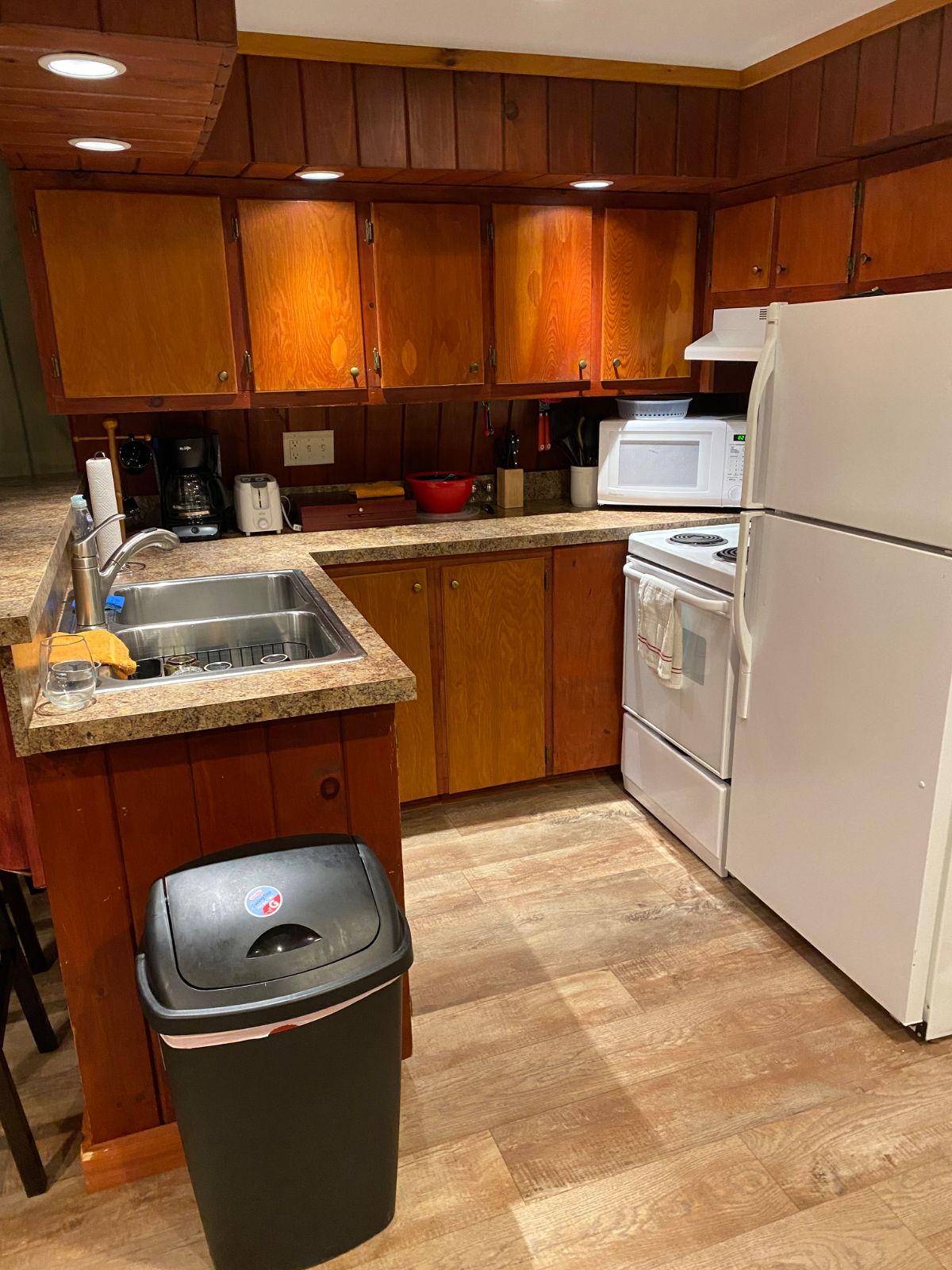 Studio Apartment - Photo 8