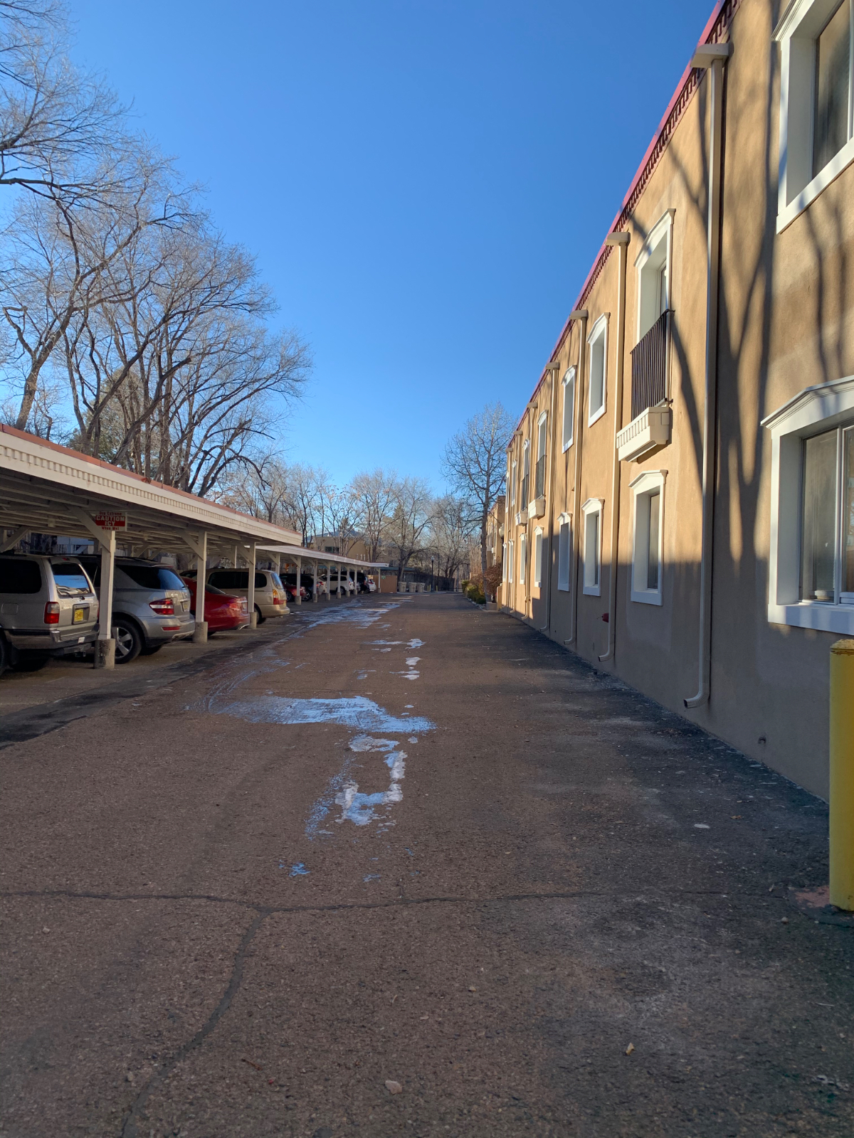 Walkable to Plaza 1 BR Condo King Bed - Photo 10