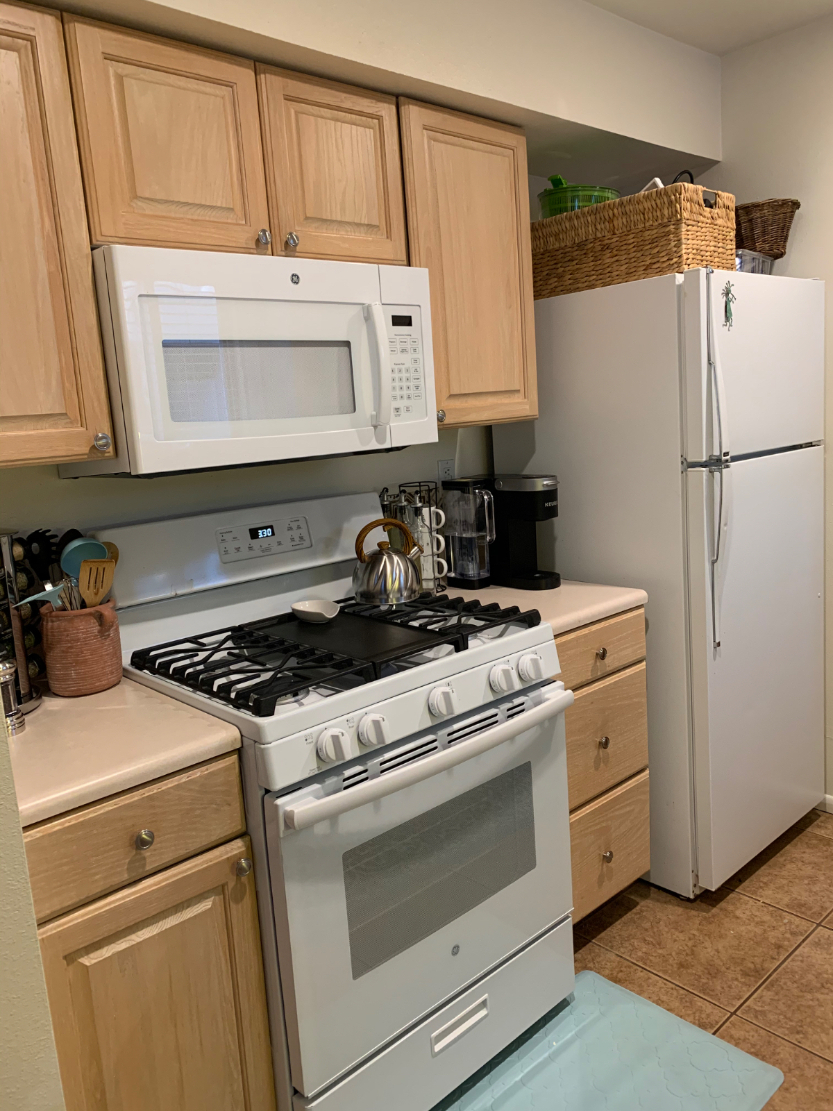 Walkable to Plaza 1 BR Condo King Bed - Photo 2